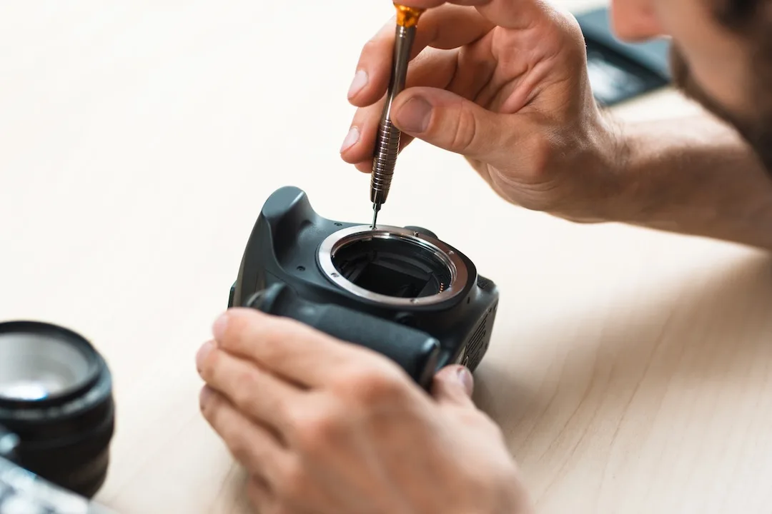 Camera repair service at AL-ART in Lynbrook New York